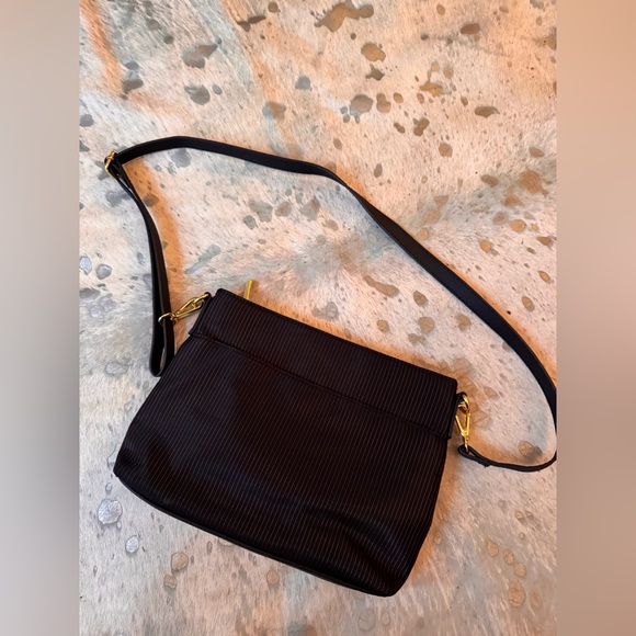 Joy Magano Tuxedo Stripe Black Crossbody Purse Gold Zip - Picture 3 of 4